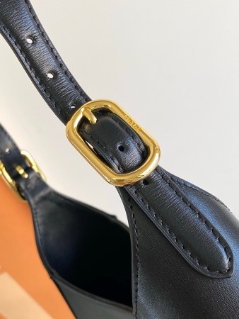 Prada Shoulder Bag in Black Leather