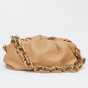 Bottega Veneta The Chain Pouch Bag In Almond Calfskin