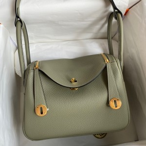 Hermes Lindy 26 Handmade Bag In Sauge Clemence Leather
