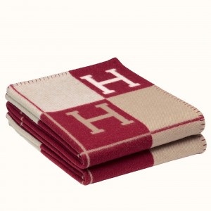 Hermes Avalon III Throw Blanket in Red Wool and Cashmere